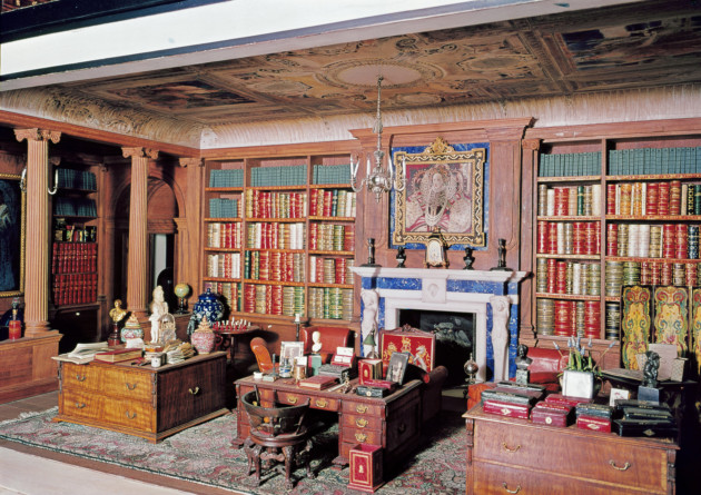 The library, Queen Mary's Dolls' House. Royal Collection Trust/© Her Majesty Queen Elizabeth II