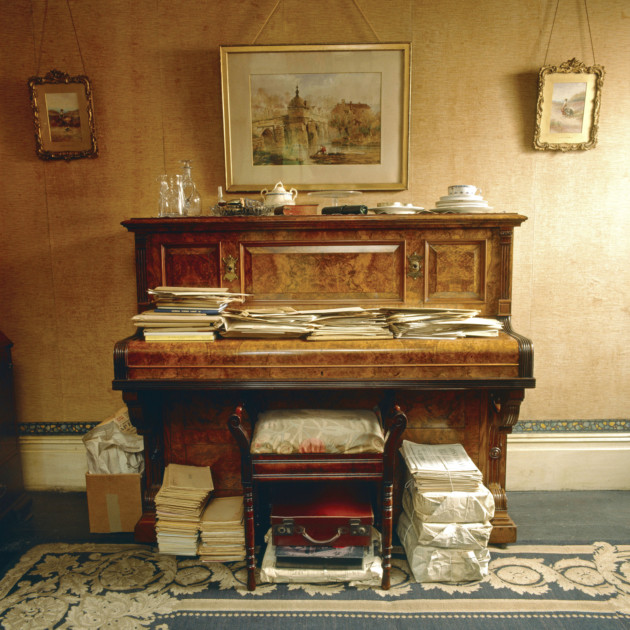 The piano in the Sitting Room of Mr Straw's House. ©NTPL/Geoffrey Frosh