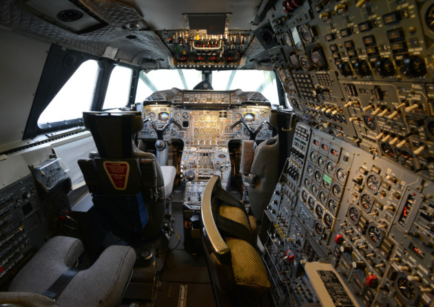 Concorde flightdeck