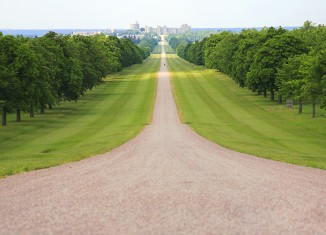 The Long Walk at Windsor Castle. Credit: VisitBritain