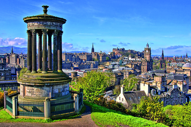 We explore Edinburgh's Old and New Towns in the June/July issue of Discover Britain. Credit: iStock 