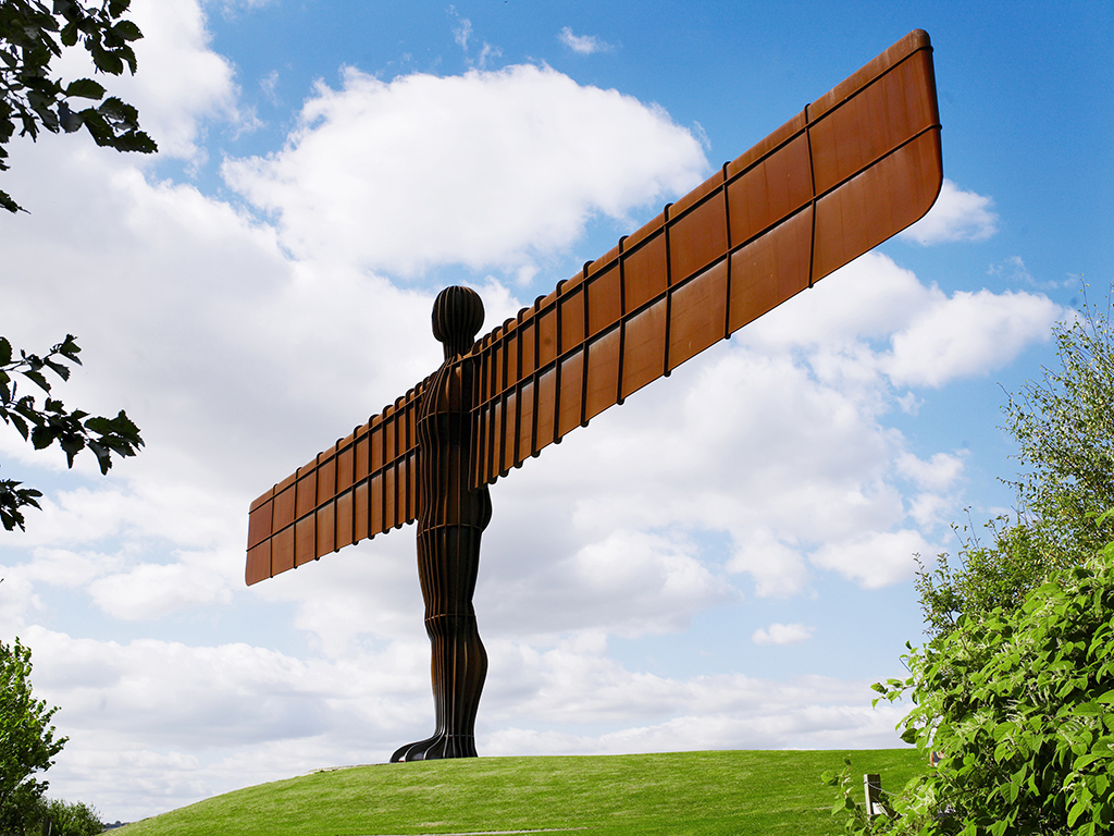 Angel of the North - the story of an icon in Tyne and Wear - Discover  Britain