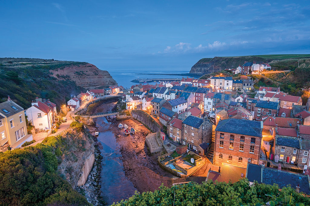 Regional guide to the Yorkshire coast - Discover Britain